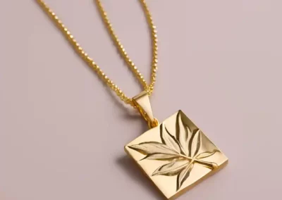 Pendentif Løv – La Carte